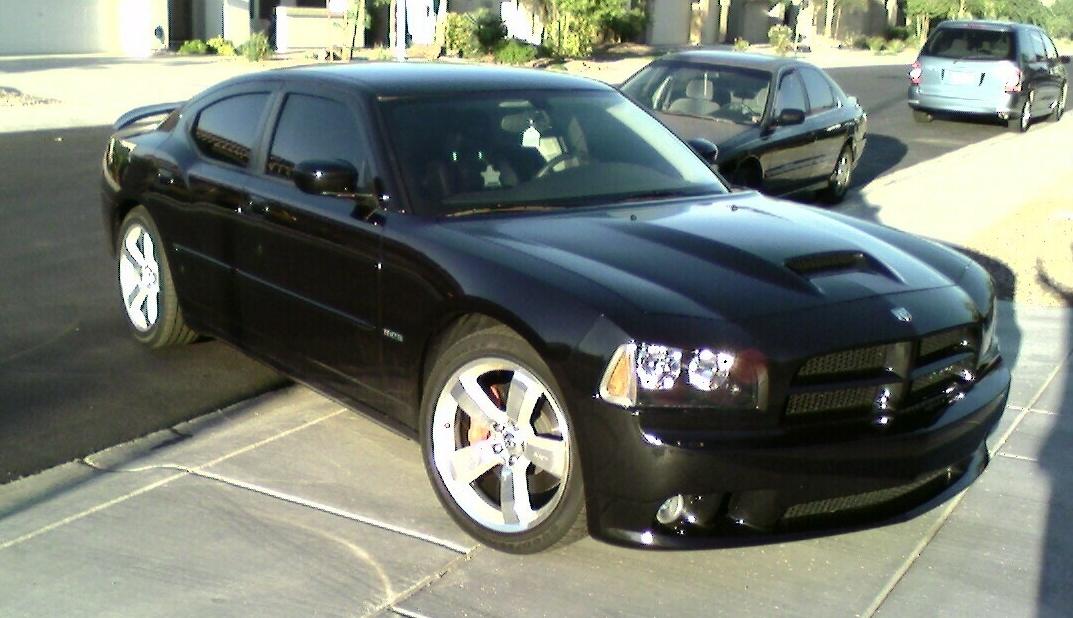 [Bla Bla]Automobile - Page 8 10461-2006-Dodge-Charger