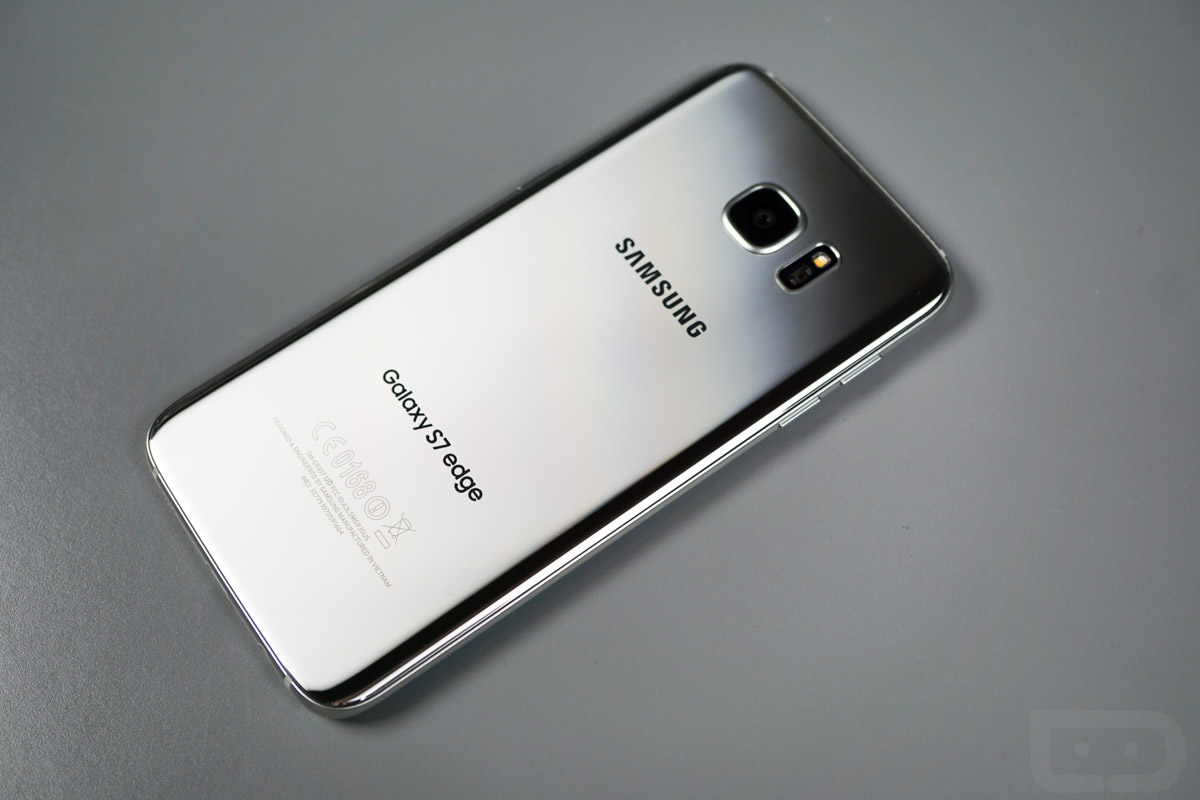 SamSung Galaxy S7 EDGE chính hãng bảo hành dài bán đây ! GALAXY-S7-EDGE-SILVER-10