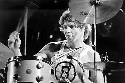 las 365 píldoras PROG del doctor Gregg volumen I (índice en página 1) - Página 6 BillBruford3