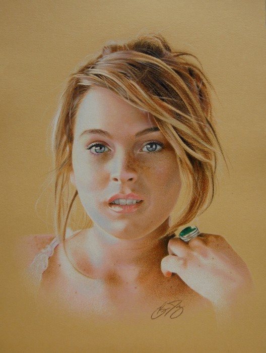 مسابقة اعرفم لمن اللوحة ؟؟ Lindsay_lohan_colored_pencil_drawing