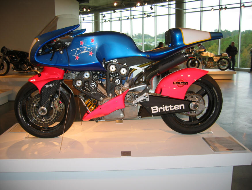 ducati 1199 Panigale ( Topic N°2 ) - Page 28 Britten_V1000_01