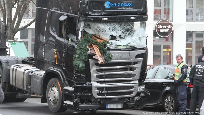 Atentado terrorista en Alemania - Página 2 36936649_303