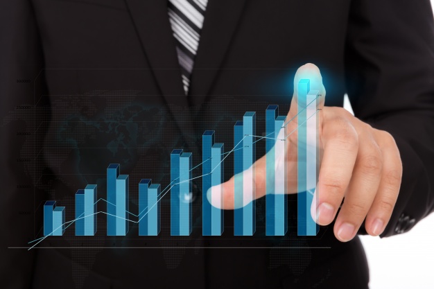 افضل شركة سيو وتهيئه مواقع Businessman-touching-the-tip-of-a-bar-chart_1232-898