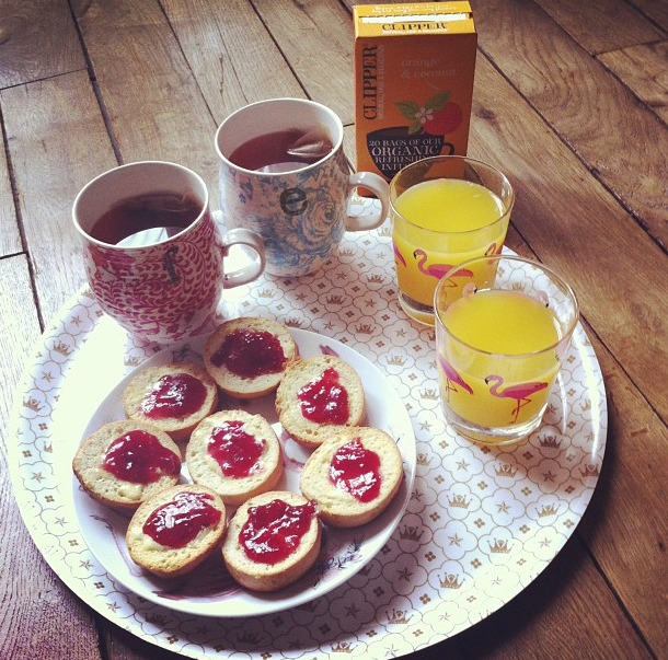 Bon Lundi Petit-dejeuner-scones-anthropologie