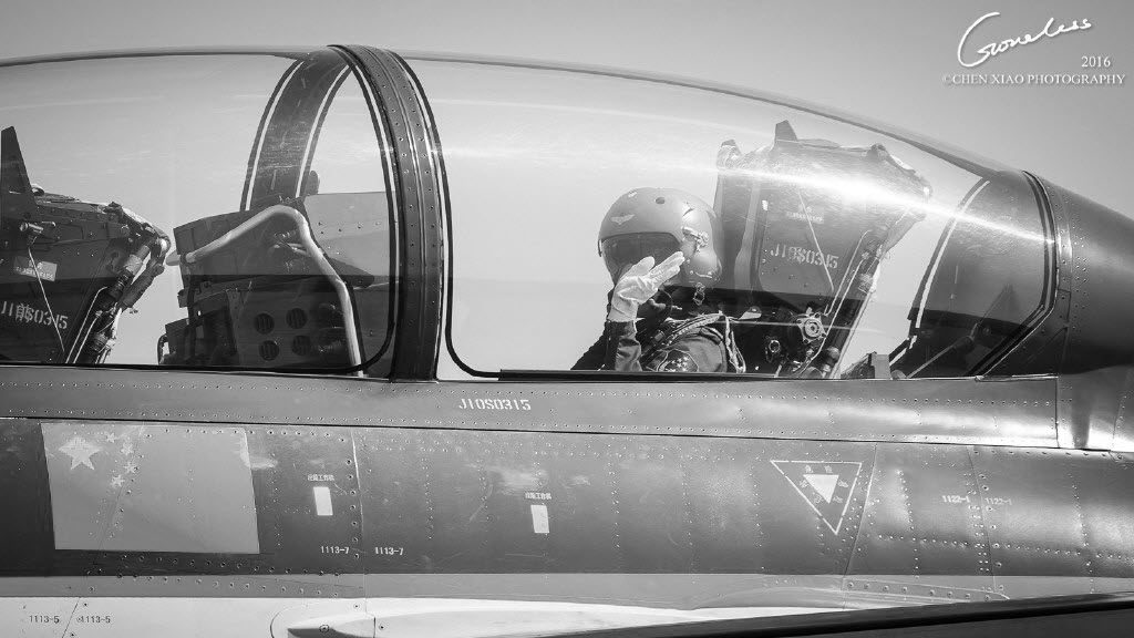 [Aviation] J-10S 2016-11-13-Mort-dune-femme-pilote-dans-une-collision-de-J-10S-03-1024x576