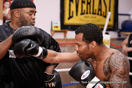 Shane Mosley goes Ghetto 313