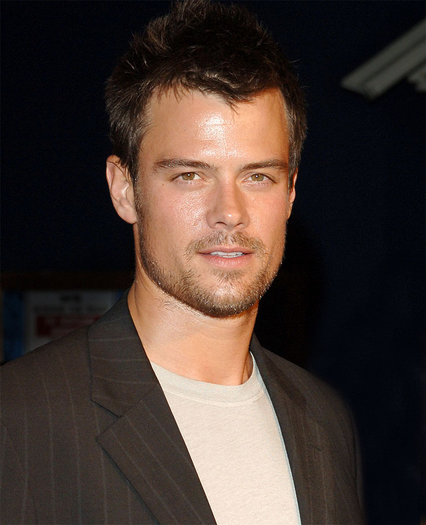  صور الممثل الامريكي josh duhamel  Josh_Duhamel_-_Transformers2