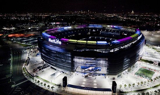  التغــطية الاســطورية لـمهـــرجان الاحـــلام WrestleMania 29  Metlife-stadium-solar-energy-ring_1