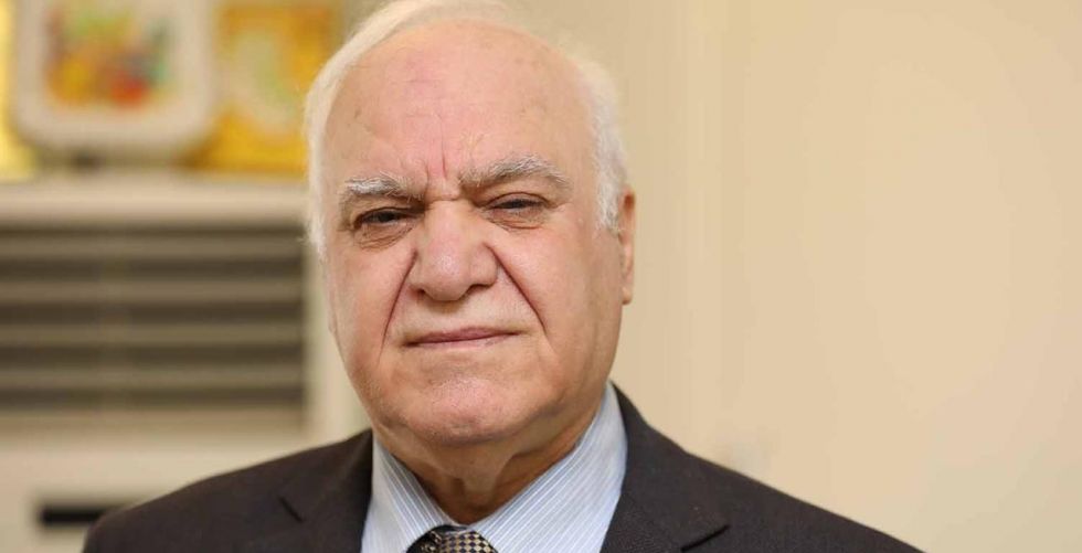Secretary General of Union of Arab Banks honors the President of the Association of Iraqi Private Banks Union Shield in an unprecedented gesture 5027