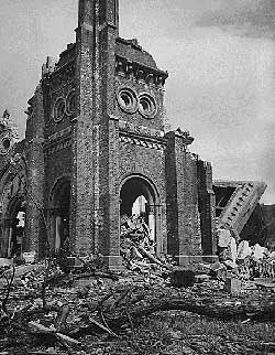 Hiroshima e Nagasaki: O maior genocídio da História 050805_hiroshima15