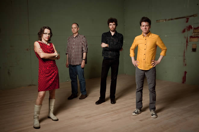 Laura Ballance, bajista de Superchunk, anuncia su retirada de los escenarios Superchunk-20-05-13