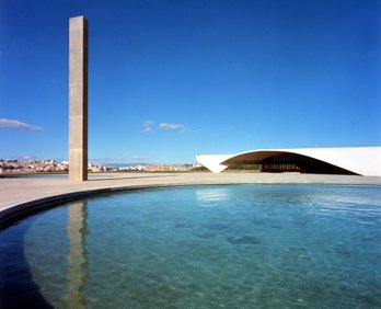 مدينه الجسور المعلقه ( قسنطينه ) 206_oscarniemeyer_consta