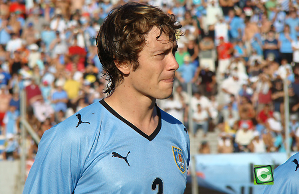 El Málaga cierra la cesión de Diego Lugano Lugano