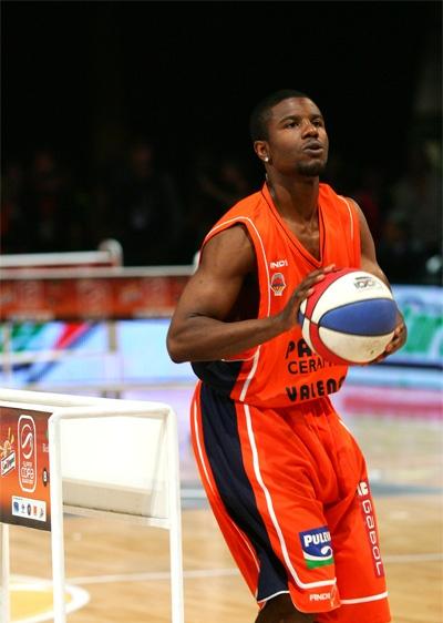 El Unicaja ficha a Shammond Williams Shammond