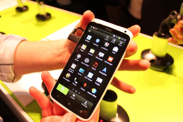 تقرير كامل عن HTC One X سعر مواصفات  صور+ فديو HTC-One-X-11