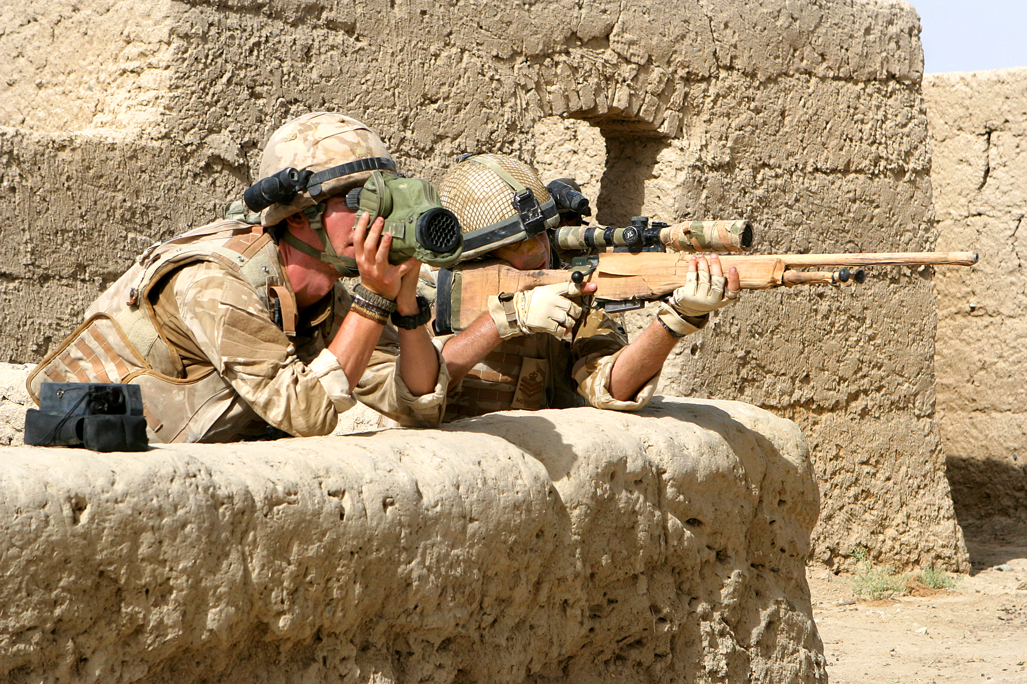 scène de combat British-army-snipers-hr