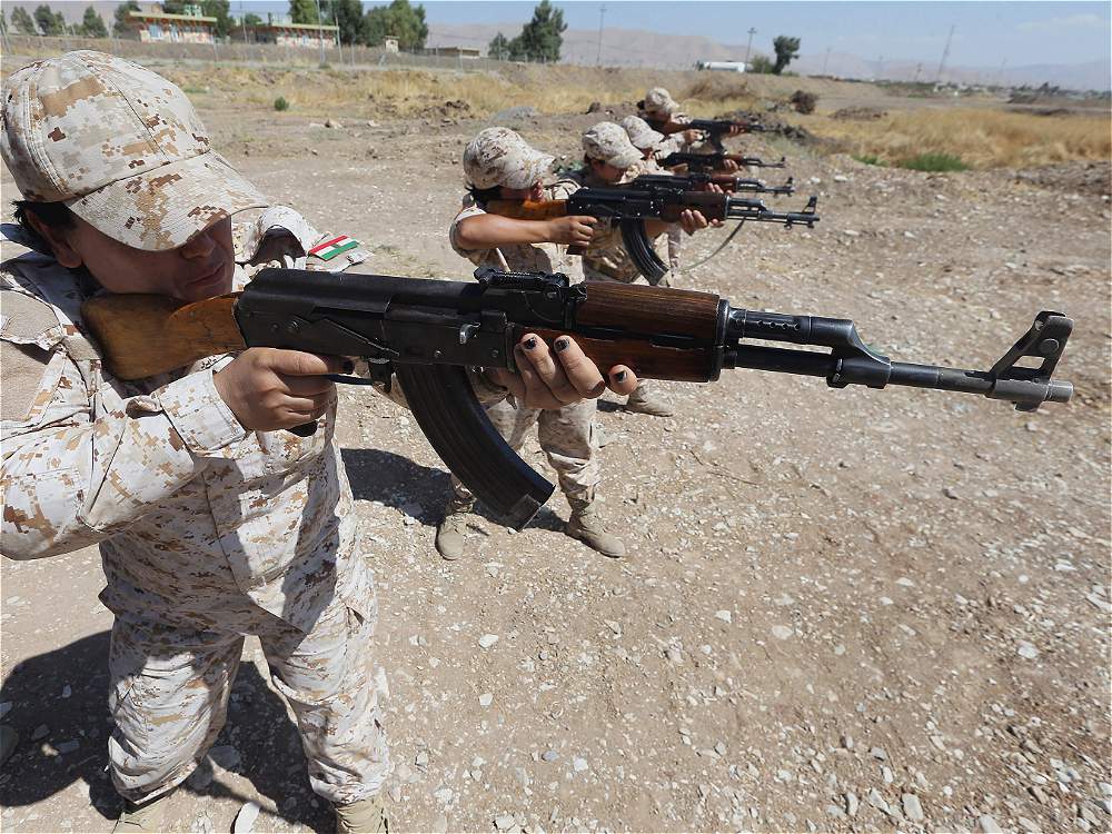 Las mujeres combatientes kurdos llevando la lucha a IS IMAGEN-14549177-2