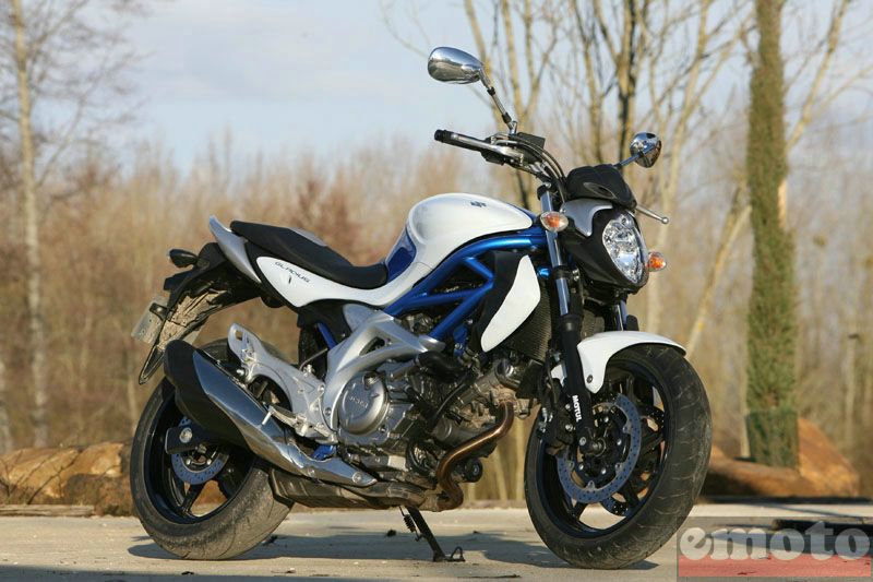 [Essai net] Suzuki Gladius Suzuki-gladius-05