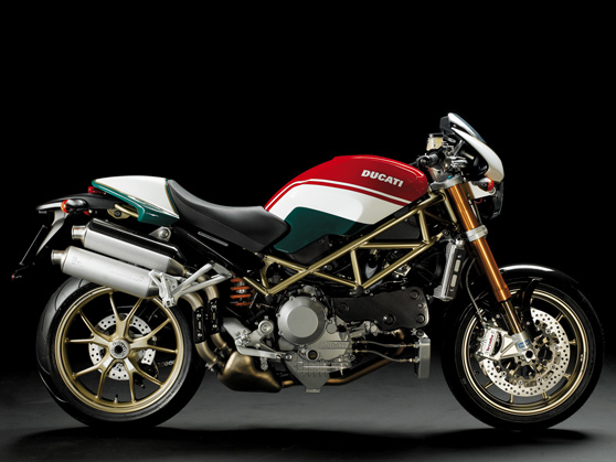 choix d'une ducati monster !  Ducati-s4rs-testastretta-tricolore-2