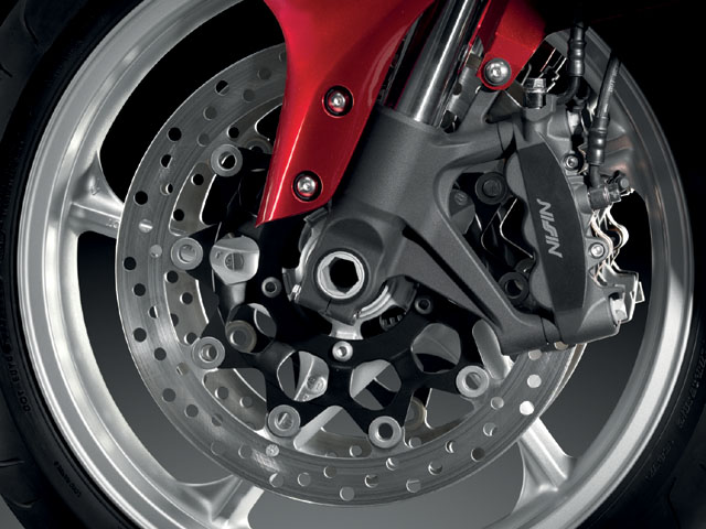 Les motos de Pat Honda-vfr1200f-2010-detail-frein-avant