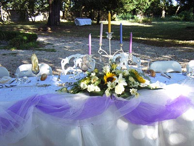 هذه ديكورات لمنازل اناس أغنياء Decoration-mariage-provence