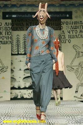 அழகிகள் ஊர்வலம் ரசிப்பதற்கு மட்டும். Fashion_Week_in_Moscow__0