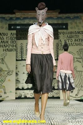 அழகிகள் ஊர்வலம் ரசிப்பதற்கு மட்டும். Fashion_Week_in_Moscow__3