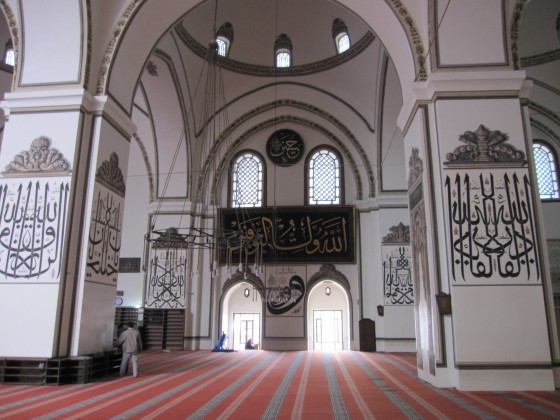 جامع بورصه --- فى تركيا Grosse_moschee_bursa_bildergalerie13