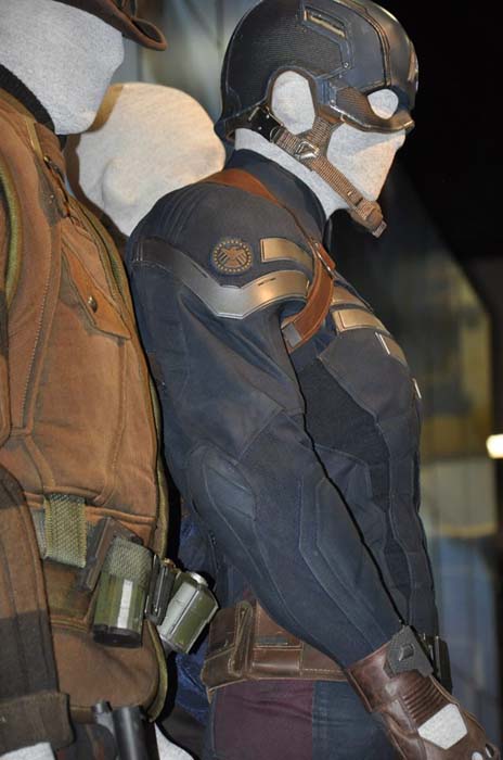 FILM >> "Capitán América: El Soldado de Invierno" (2014) Capitan-soldado-invierno-traje-sdcc-2