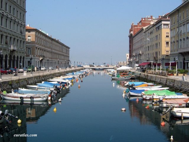 ESCAPE FROM AUSTRALIA : a gangstalking primer Trieste