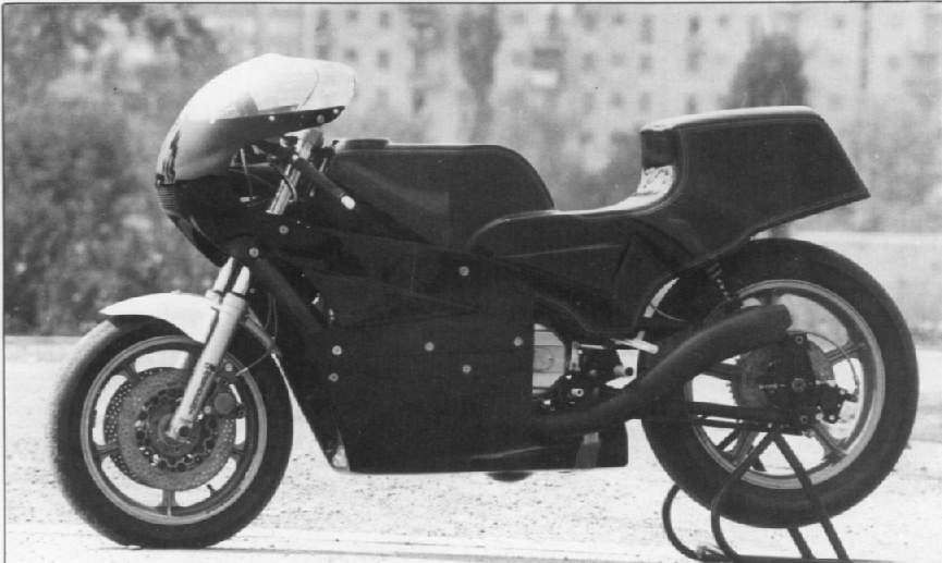 Ducati De Prato: pourquoi faire simple... Duc-eagled2a