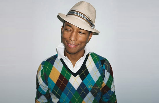 Music. - Page 30 Pharrell_williams2010-hat-sweater-wide-big