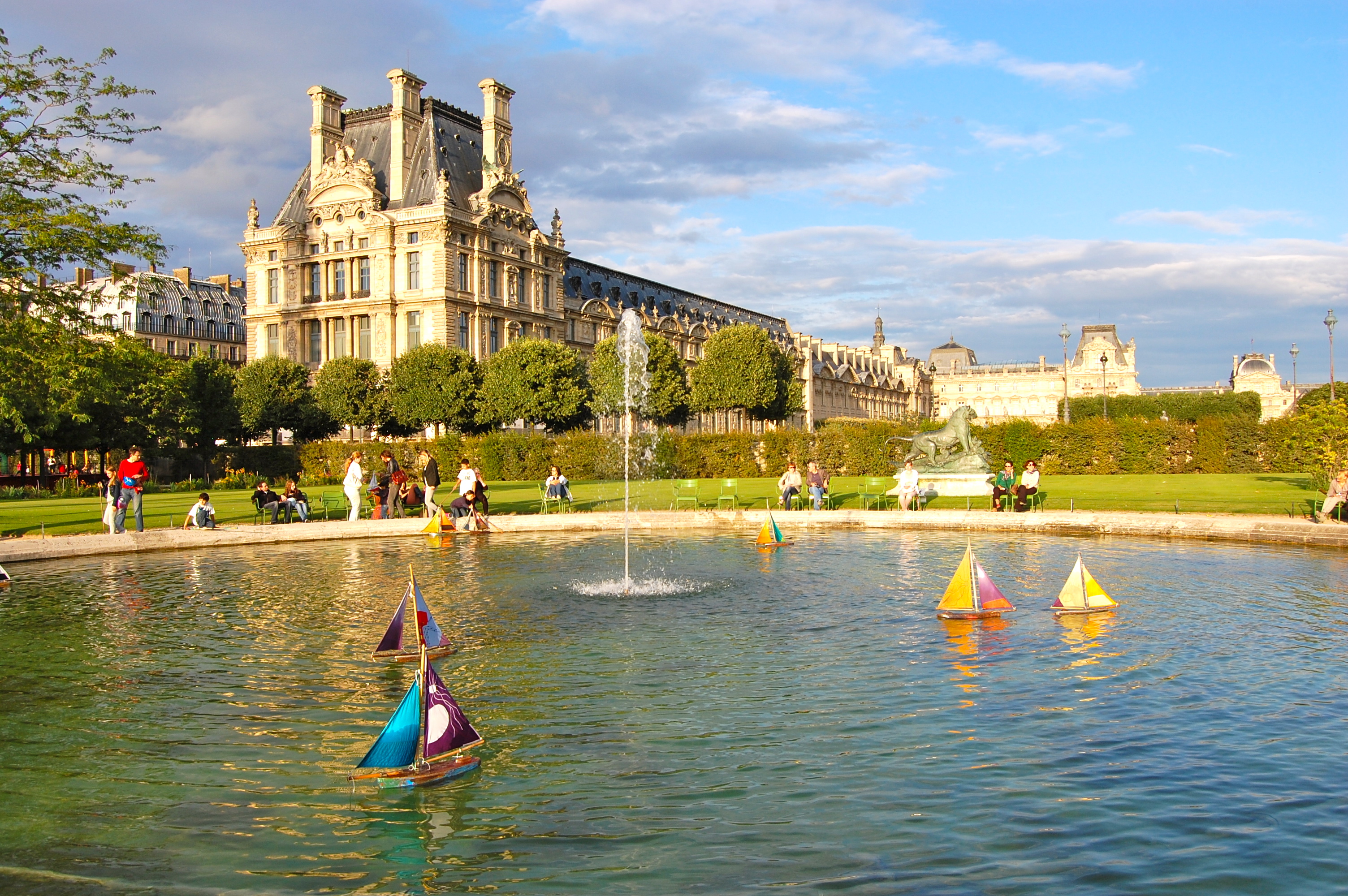 Bassins du jardin des Tuileries à Paris DSC_0259