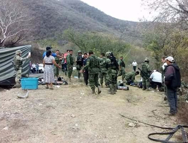 Accidentes - Accidentes e incidentes de elementos del Ejército Mexicano  Noticias,comentarios,fotos,videos. - Página 2 1405330