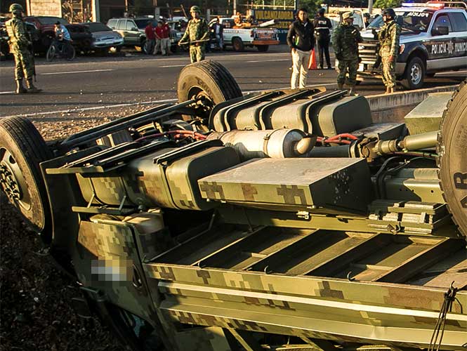 Accidentes - Accidentes e incidentes de elementos del Ejército Mexicano  Noticias,comentarios,fotos,videos. - Página 3 1598819