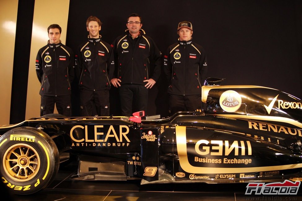 Presentación equipos F1 2012 12155_kimi-raikkonen-romain-grosjean-jerome-dambrosio-y-eric-boullier