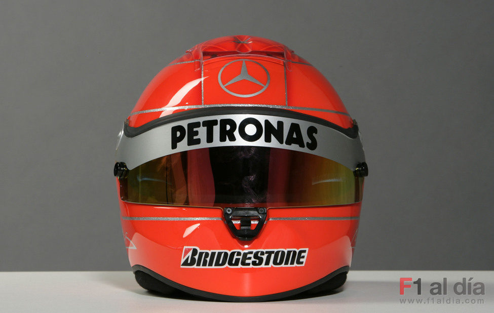 Escuderias F1 2010 3260_nuevo-casco-de-michael-schumacher