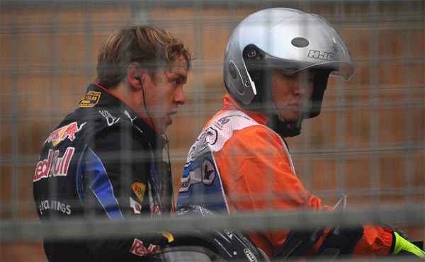 VETTEL "AL MENOS MI ABANDONO NO FUE POR MI CULPA 001_small