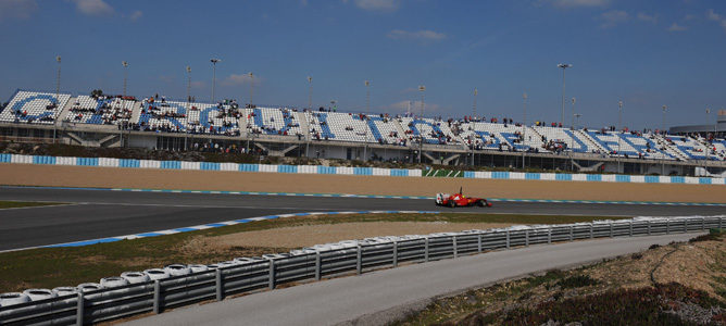 Alineación de pilotos participantes en los test de Jerez 002_small
