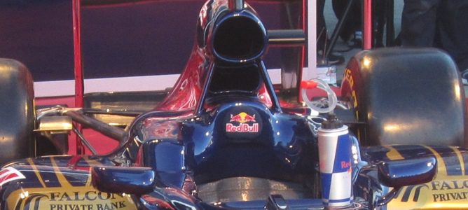 Presentación del Toro Rosso 2012: STR7 004_small