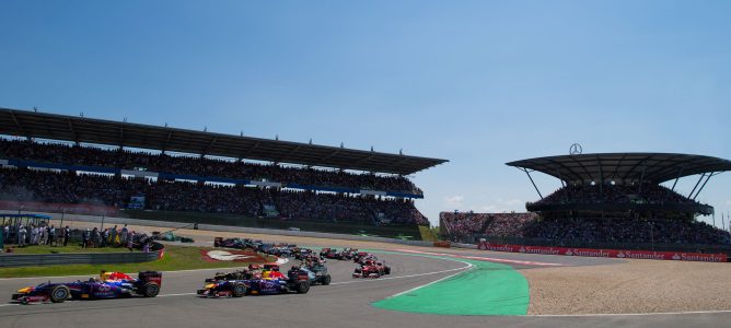 Bernie Ecclestone: "Estoy igual de triste que los fans por ver que no habrá F1 en Alemania" 001_small