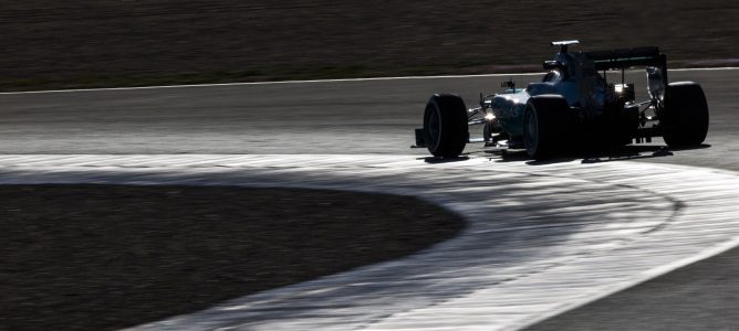 Alineación de los pilotos participantes en la primera ronda de test en Barcelona 2015 001_small