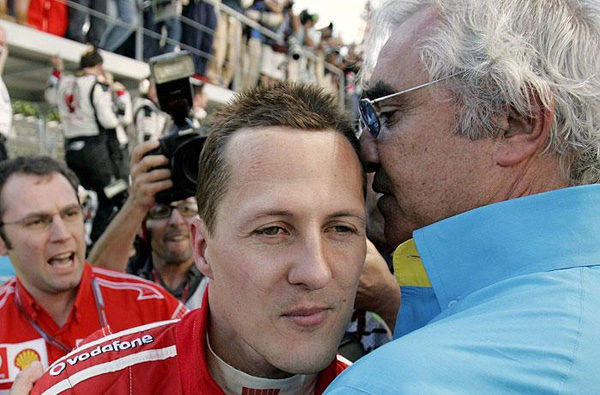 BRIATORE _ ALONSO TIENE HOY MUCHA MAS PRESION QUE MICHAEL EN 1996 002_small