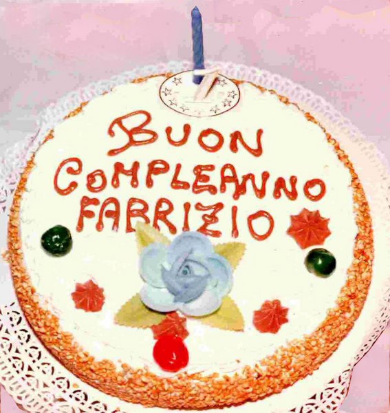 Auguri Fabrizio Torta1bis.pg_567x6001