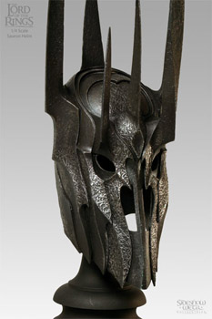 Vos derniers achats ou précommandes !! - Page 4 Pic_weta_saurons_helm1_2