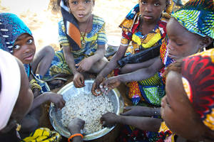 Sahel : Sous développement chronique RTEmagicC_NER_20111115_WFP-Phil_Behan_0007b_small_01.jpg