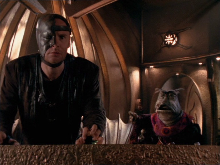 Série "Farscape" - Page 2 308_cap320