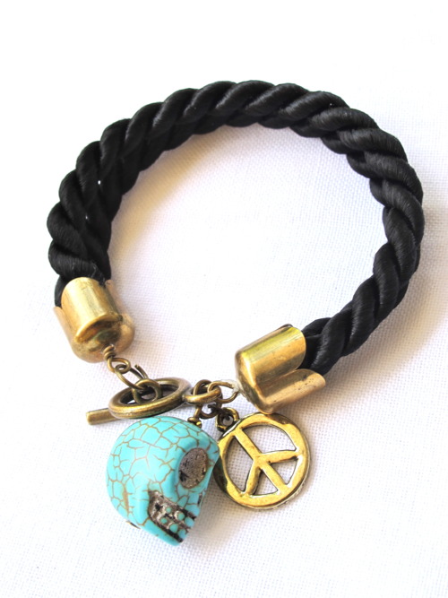  CυƬє ,, Trendy-Handmade-Bracelets-6