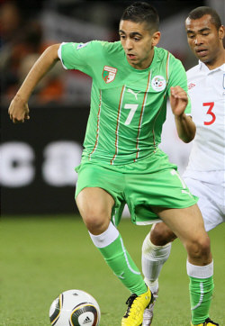 صور الاعب رياض بودبوز Boudebouz_cdm