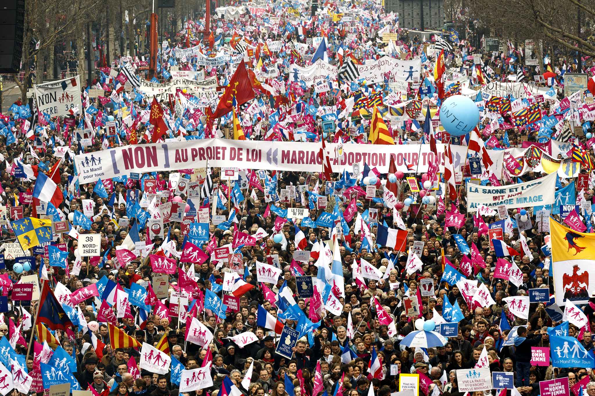 "Soyez vous-mêmes; tous les autres sont déjà pris" - Page 11 Paris-24-mars-2013-052a-diaporama